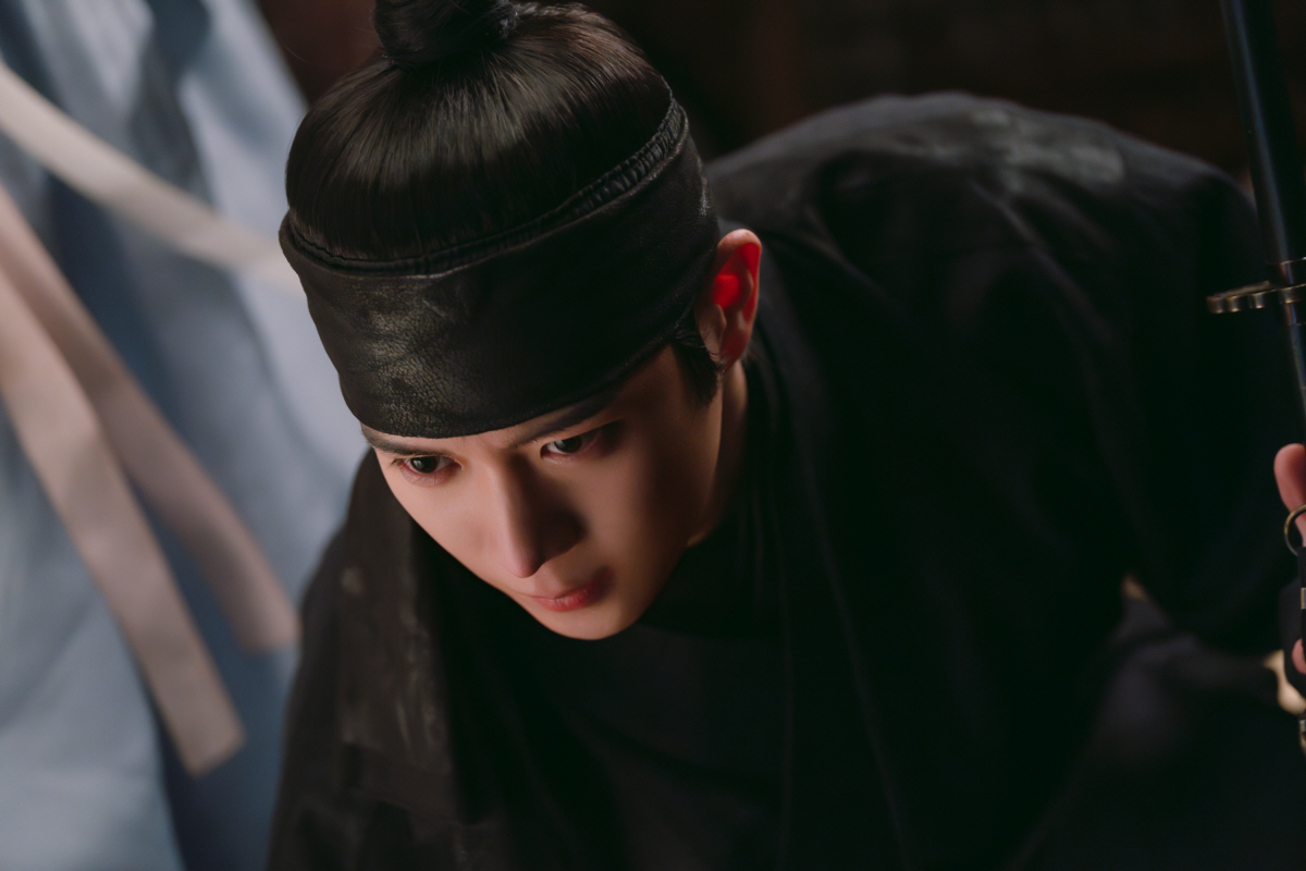 서강준에 이수혁, 박재범까지..지수, '월간남친'으로 로맨스 구독