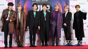 [공식] BTS 컴백, 전세계가 함께한다..넷플릭스 최초 라이브