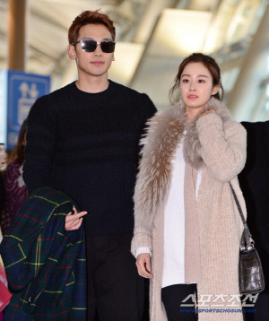 '비♥' 김태희, 한남더힐 127억에 팔았다..7년 만 85억 차익