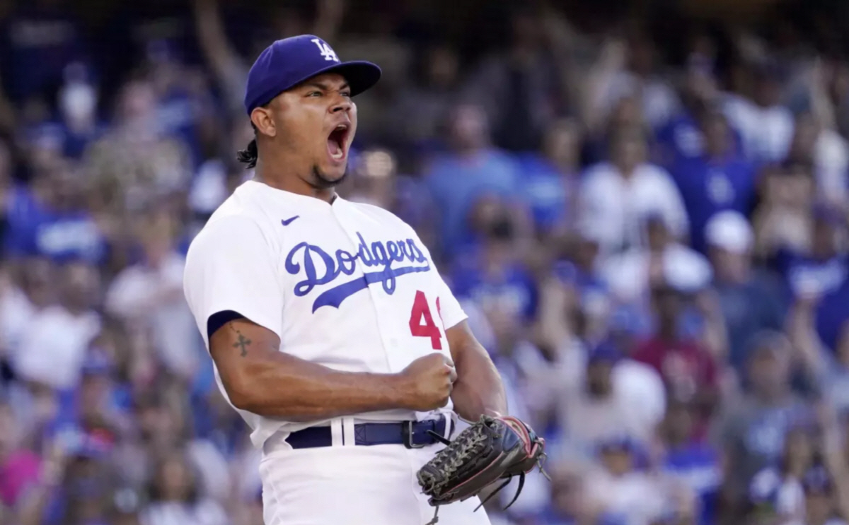 다저스에 또 '부상악몽' 스물스물 → 어깨 조심해!…2600억 선발투수도…