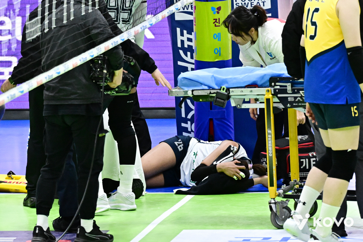 '충격' 눈물 펑펑 쏟은 이유 있었다, 지금 시즌아웃이라니…"큰 손실" …