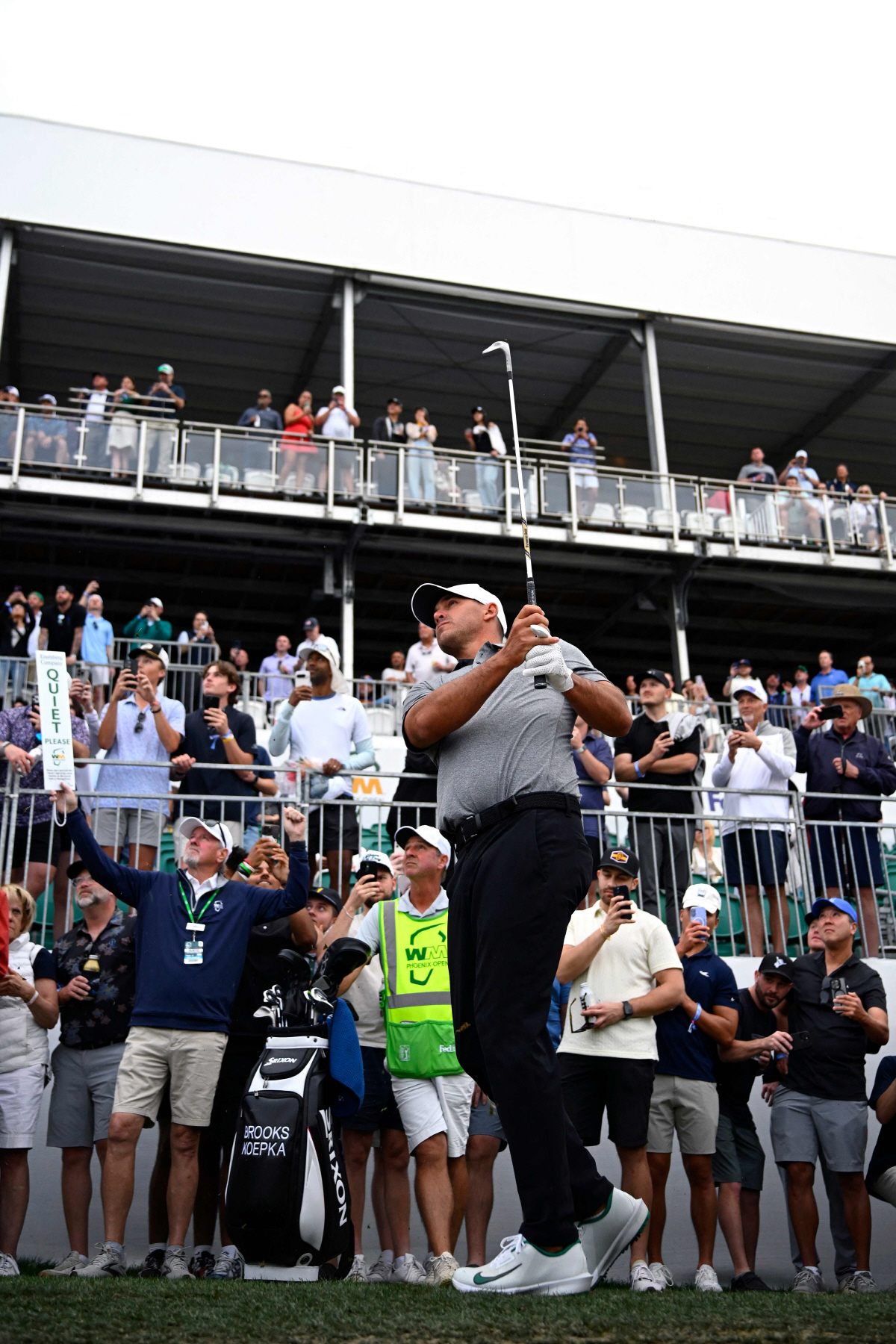 "켑카가 1300억 손해? 어이없네" 여전히 따가운 눈총…PGA투어 프로…