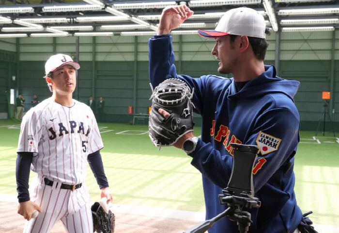 "마이애미서 만나자" 두 번의 WBC 우승 경험 전수, 日 떠난 다르빗슈…