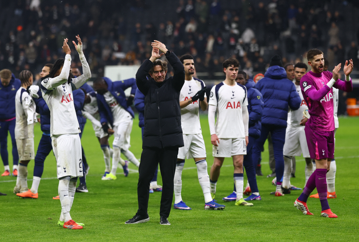 '수호신+빛카리오'로 불렸는데→골키퍼 충격 방출! '돌풍의 랑스 수문장'…