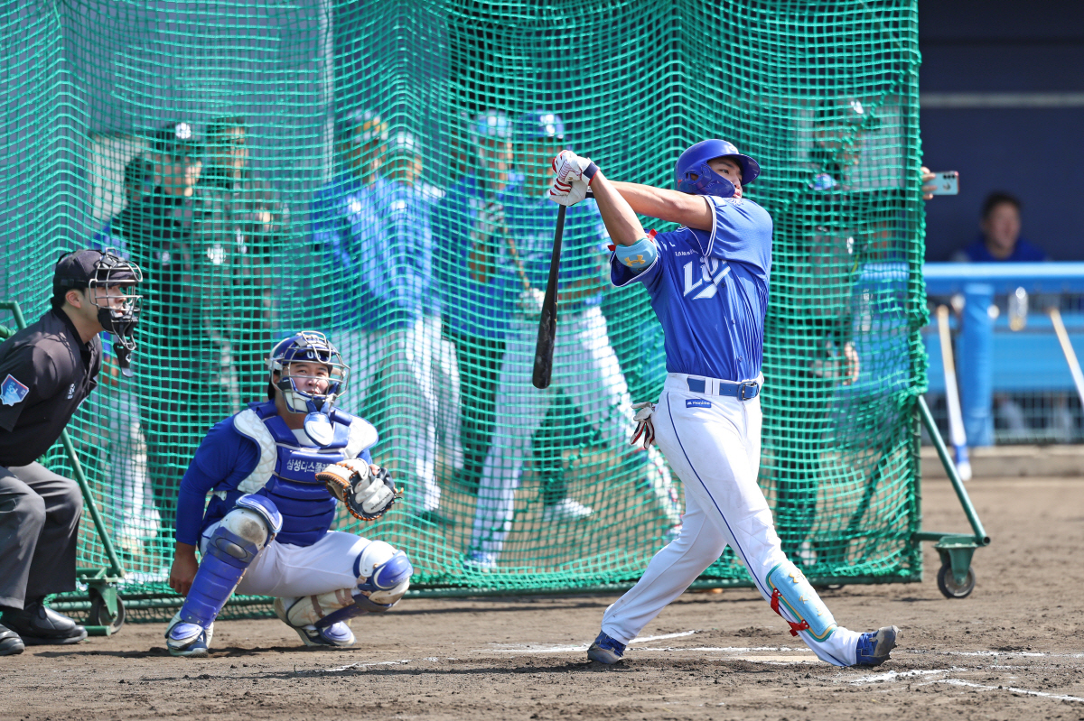 돌아온 우승청부사, 이승엽 이을 최고 포텐 슬러거와 속닥속닥, 도대체 무…