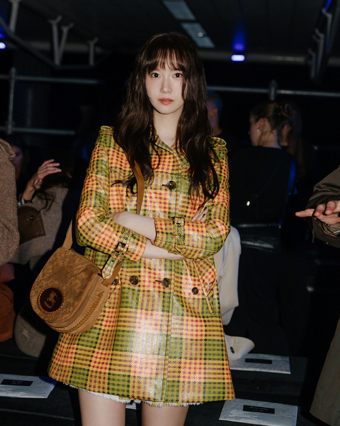 영국도 임윤아에 빠졌다..버버리 패션쇼 참석에 시선 집중