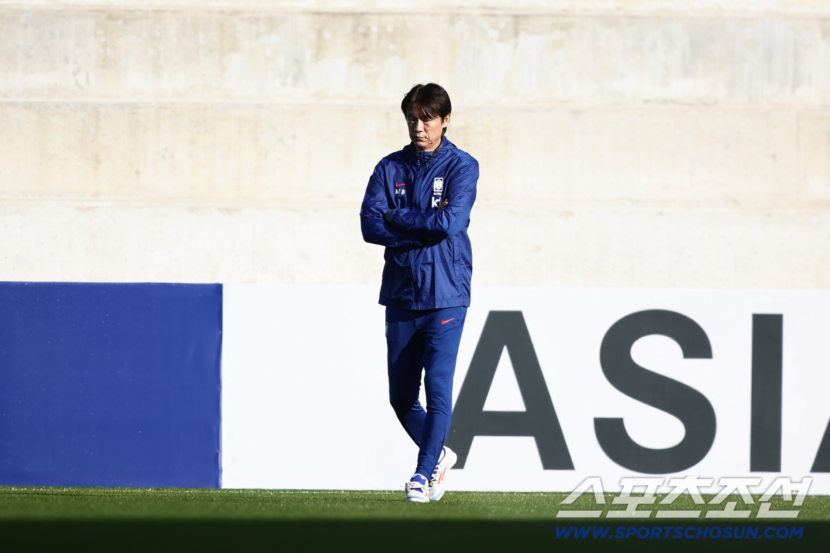 '안전' 비상 걸린 홍명보호 어떡하나! '베이스캠프+2경기' 불타는 과달…