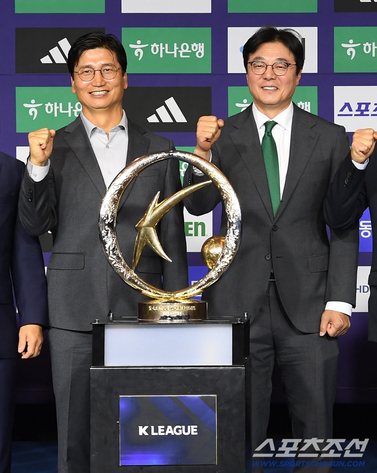 "녹색으로 염색"→"물어뜯는 좀비" '입담' 대결부터 후끈…화끈한 공약&…