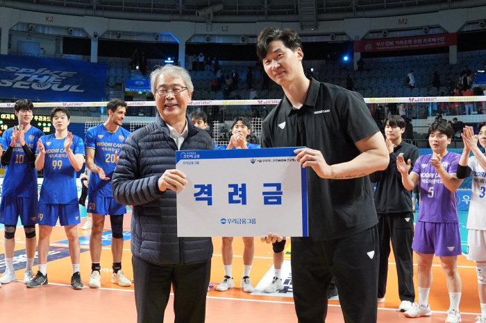 회장님 '방긋' 웃게 한 초보 감독대행