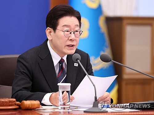 李대통령 지지율 67% '취임 후 최고치'…민주 45%·국힘 17%[NBS]