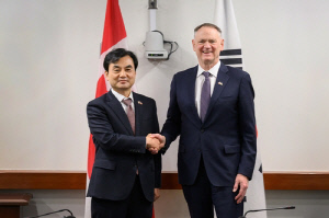 韓·캐나다 국방장관회담…