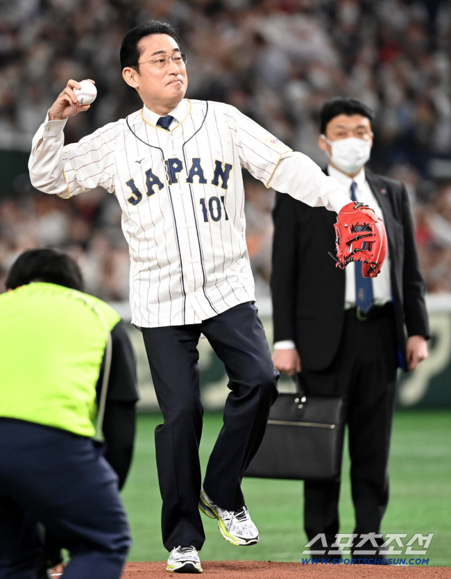 관심 집중 WBC 한일전 그냥 넘길 수 없지, 한신 열성팬 다카이치 총리…