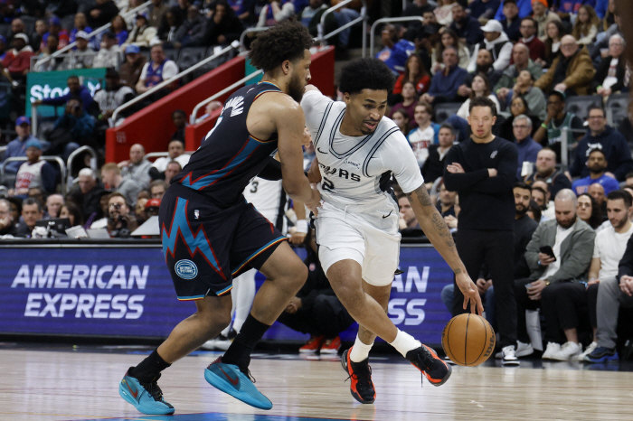 다크호스의 반란. 이제는 최강자. 1위 샌안토니오, 2위 디트로이트. NBA 파워랭킹. 절대 강자 오클라호마 충격 3위
