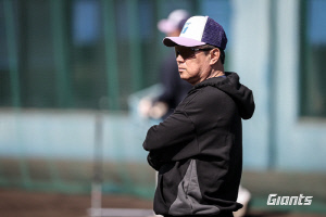 롯데 선발 라인업 공개! '고승민-나승엽' 빠진 내야, 현재로선 최선인듯 → 두산 선발 이영하 상대 [미야자키 현장]