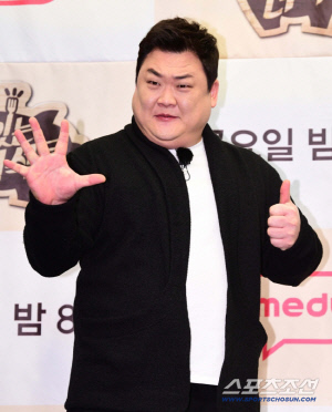 [공식] '팬 무시' 김준현, 논란 영향無 '어서와 한국은 처음이지?' MC 확정..딘딘도 가세