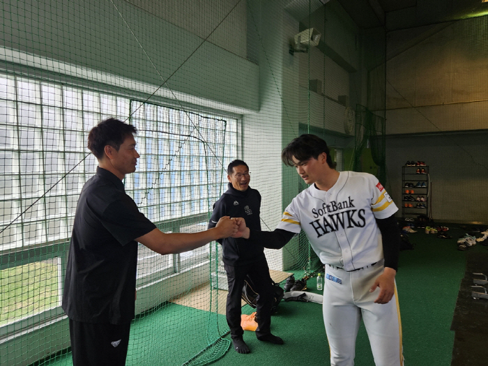 "일본 취재진이 여기 왜 몰렸지?" 이런 선수가 아쿼라니, 클래스가 다르…