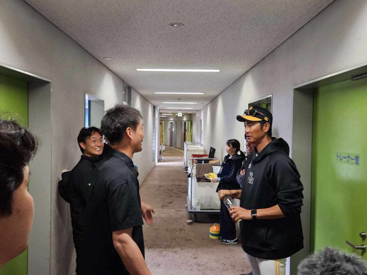 "일본 취재진이 여기 왜 몰렸지?" 이런 선수가 아쿼라니, 클래스가 다르…