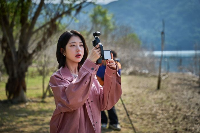 장다아, 이번엔 '장원영 언니' 꼬리표 뗄까..'살목지'로 첫 스크린 도전