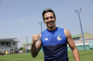 '더 젊고 강해진' 서울 이랜드, 김도균 감독 3년차 승격 시동 걸었다