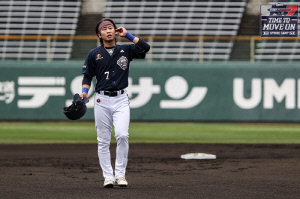 후훗, '그건 일상적인 플레이'입니다만? → '호수비 화제' 박찬호, 느긋한 반응 눈길 