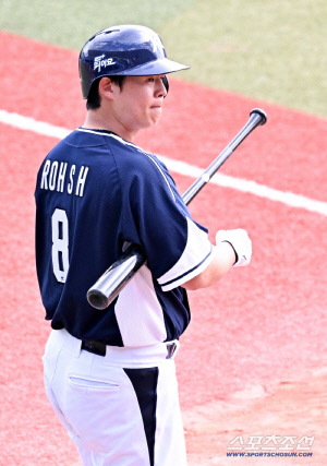 307억 사나이의 '무조건 풀스윙' 감독 출신 해설위원의 안타까움 