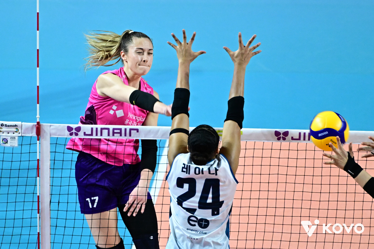 "레베카 6득점? 잘 아시지 않나" 77분 무기력 완패에 한숨 내쉰 日명…