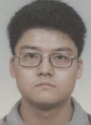 전현무, '충격적 노안' 중3 사진 공개 