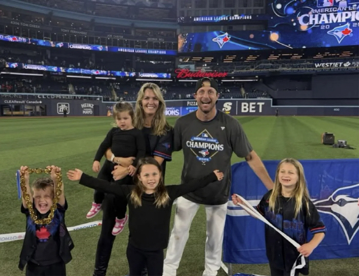 어머나, 삐뚤빼뚤 글씨로! 슈어저의 8살 딸이 토론토에 보낸 편지, "아…