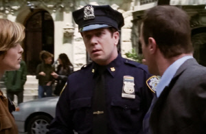 ‘경찰관 역’ 유명 배우, 화재로 사망..아내는 남편 구하려다 심각한 화상