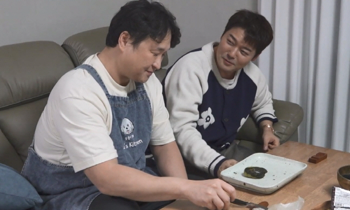 구성환, 세상 떠난 꽃분이와 마지막 투샷..'나혼산'서 공개