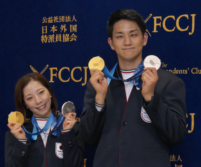 '3억 일시불' 최가온급 포상, 일본 미쳤다! '3억7천+1억3천+1억3천' 역대급 포상금 대박...'인생대역전' 日 최초 피겨 페어 금메달 듀오 화제