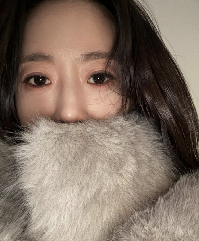 함은정, 결혼 3개월만에...클럽서 술병 들고 환호 "미워할 수 없는 마…