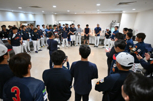 '투타니' 없어서 日 우승 힘들걸→'홈 어드밴티지' 오타니 대표팀 합류…WBC 준비 '본격 스타트'