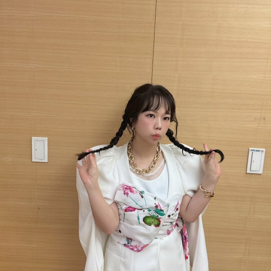 '제이쓴♥' 홍현희, 40kg대 찍고 놀라운 변화...뾰족해진 턱선 '미…