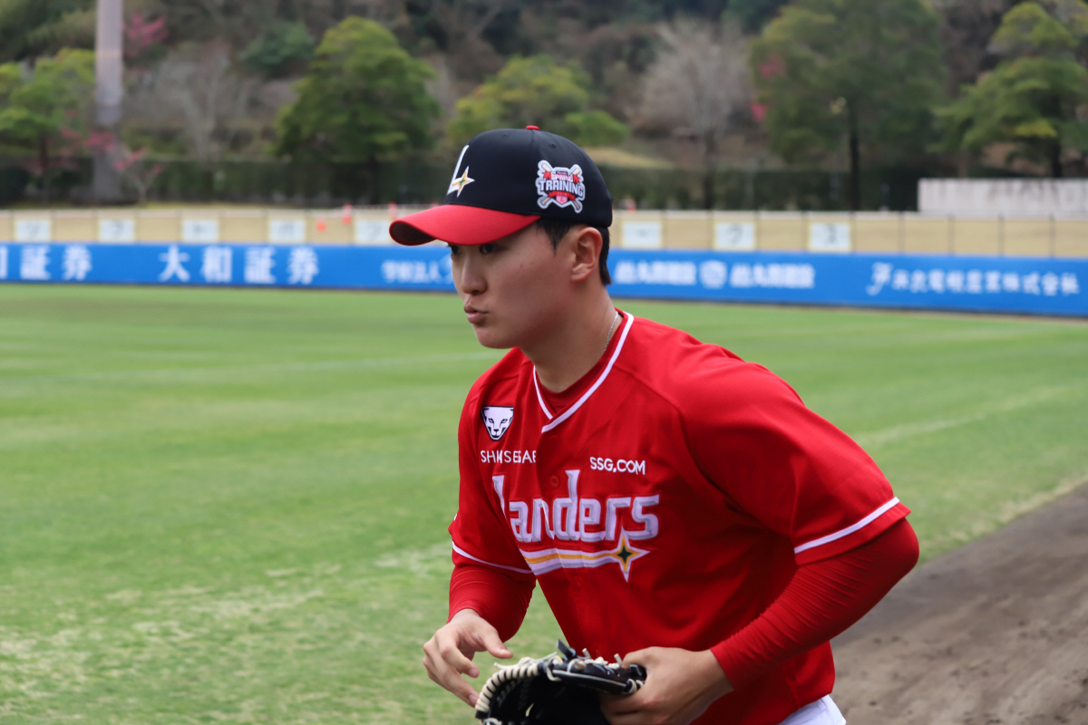 SSG 김건우 2선발 확정! → KIA와 개막시리즈 출격. "앞에서 센 …