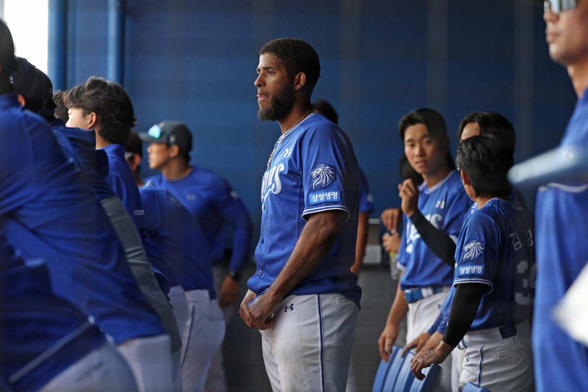 [오키나와속보]헐! 0게임 퇴출 우려가 현실로… 삼성 매닝, 팔꿈치 수술…