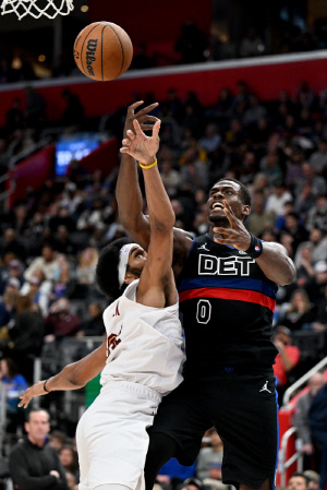 NBA 최고 승률 디트로이트, 대망신 직전 기사회생. 하든&미첼 없는 클리블랜드에 연장 혈투 끝 승리