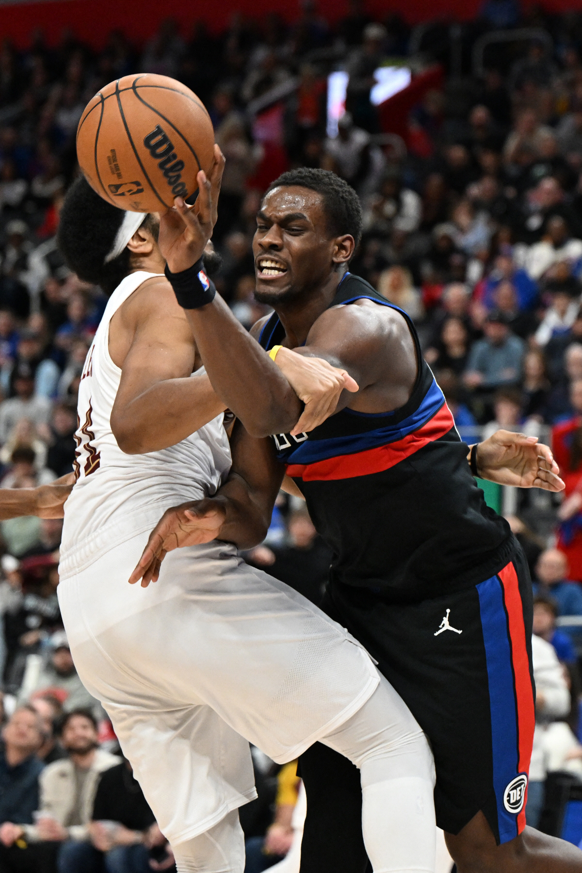 NBA 최고 승률 디트로이트, 대망신 직전 기사회생. 하든&미첼 없는 클…