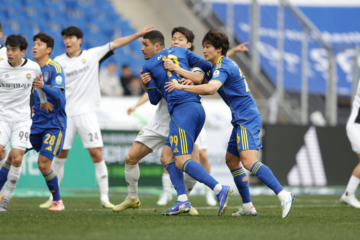 [K리그1 리뷰]'462일만의 축포' 야고, 첫 멀티골! '명예회복' 울…
