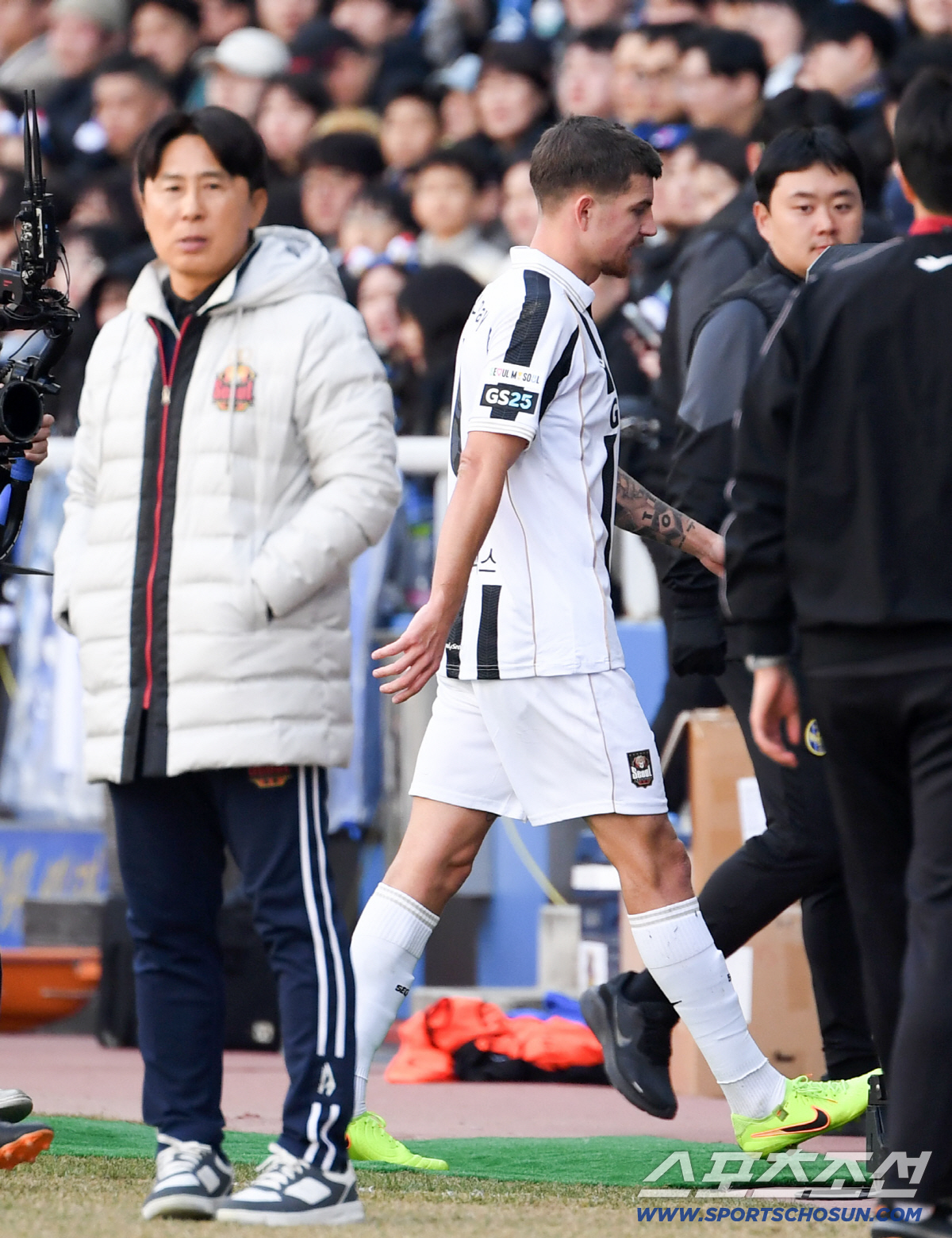 [K리그1 리뷰]"김기동 3년차 다르댔지" 10명 싸운 FC서울, '애제…