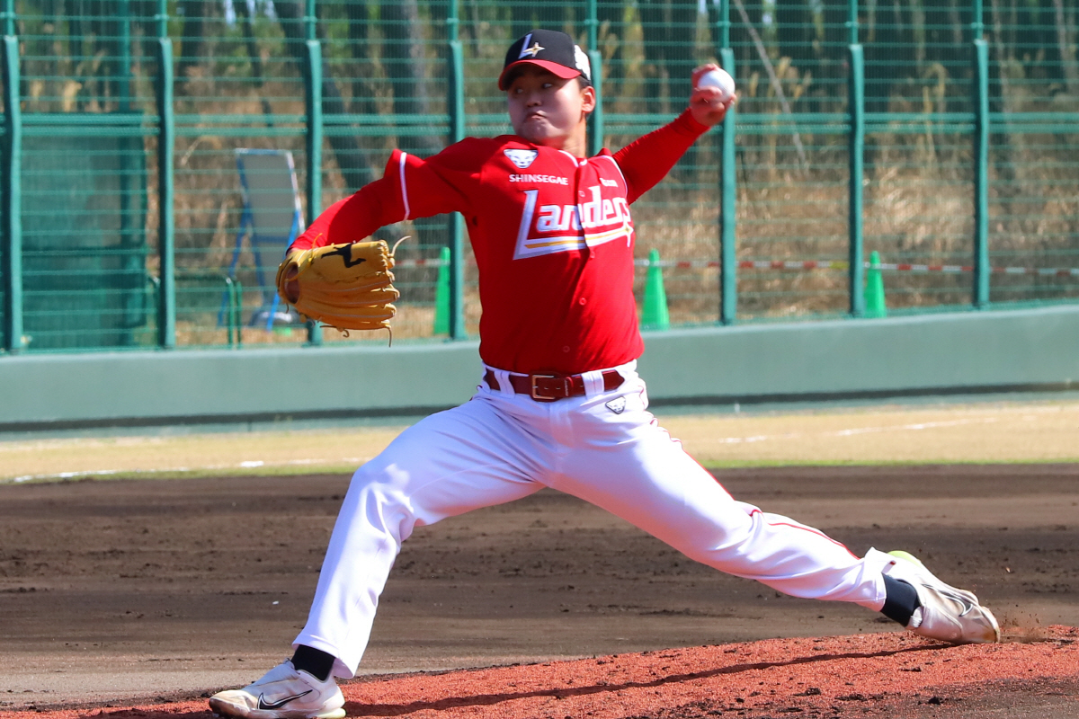 최정예 총출동! 김재환도 안타쳤다! SSG 18안타 대폭격 → 라쿠텐 2…