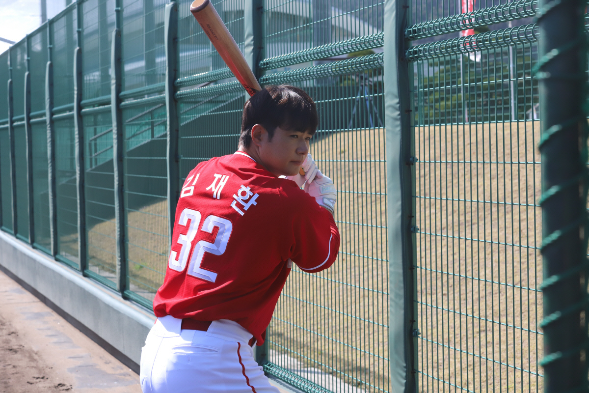 최정예 총출동! 김재환도 안타쳤다! SSG 18안타 대폭격 → 라쿠텐 2…