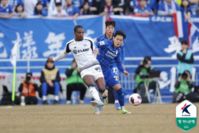 K리그2 역대 최다 관중(2만4071명) 모인 이정효 데뷔전, 수원이 웃…