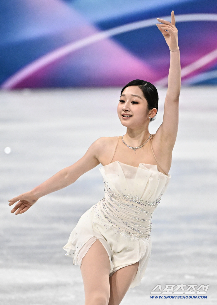 '돌아온 인간토끼' 신지아 동계체전 피겨 여고부 압도적 金! 일반부는 金 유영-銀 이해인