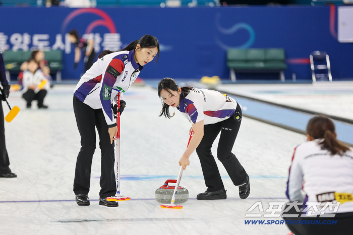 "초미녀군단 女컬링 5G 金!" 경기도,압도적 23연패 달성...MVP는 알파인스키 4관왕 김소희[동계체전X공식발표]