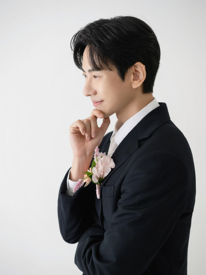 '탄금' 장유상, 결혼 깜짝 발표 "살아갈 시간이 더 설레는 사람과 함께 걷기로"[전문]