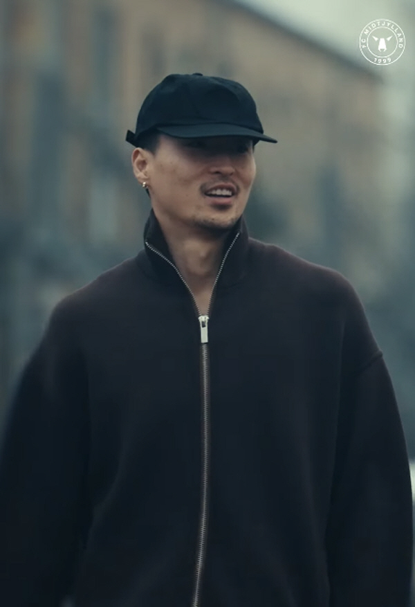 "홍명보 감독 웃는다" 무릎부상으로 재교체 된 조규성, 우려 씻고 '초고…