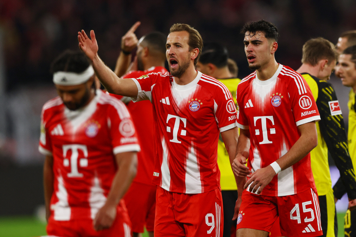 대충격! 김민재, 2경기 연속 풀타임→4분 출전...'케인 멀티골+키미히…