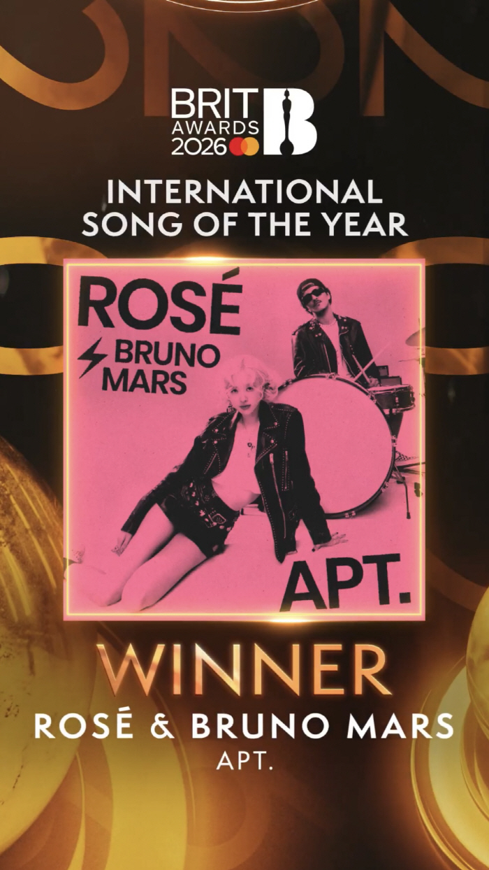 [공식]로제, '아파트'로 英 '브릿어워드' 수상…또 K팝 최초 기록