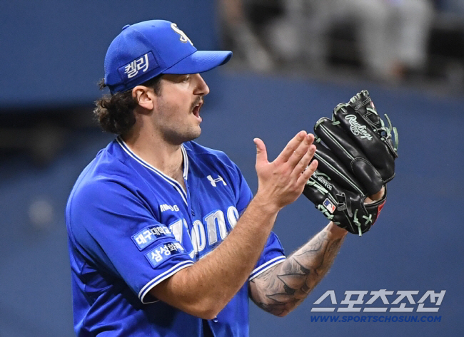 'MLB 재도전' 삼성 애증의 외인, 시범경기 '1.1이닝 3실점' 부진…